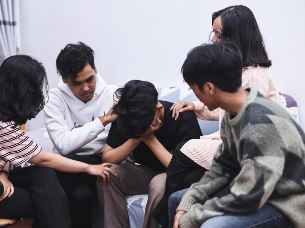 Community of Comfort: How Aeternitas Becomes a Second Home During Loss